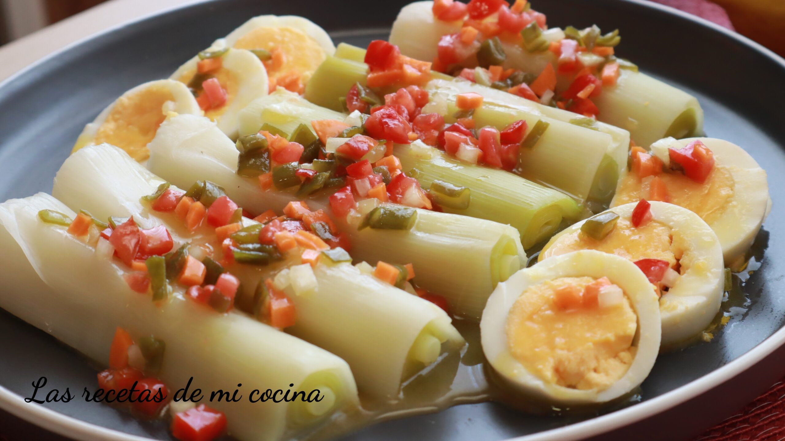 PUERROS A LA VINAGRETA (VIDEORECETA)